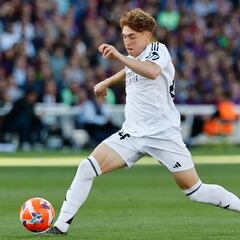 Víctor Muñoz al fin puede celebrar su debut: “Orgulloso”