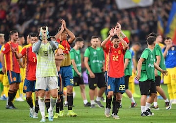 Another step closer | Spain's players celebrate after the Euro 2020 qualification match against Romania.