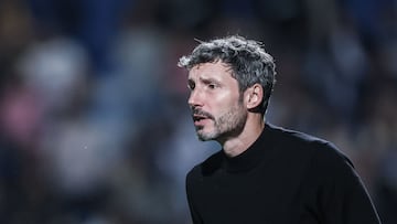 Mark van Bommel, en el Westerlo-Amberes del pasado viernes.