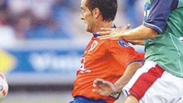 <b>FÁCIL. </b>El Numancia se impuso sin problemas al Almería, que también será su rival en la Copa del Rey.