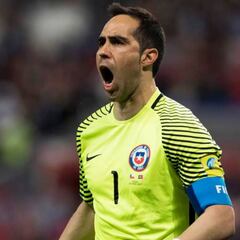 Los deportistas chilenos que brindaron su apoyo a la marcha