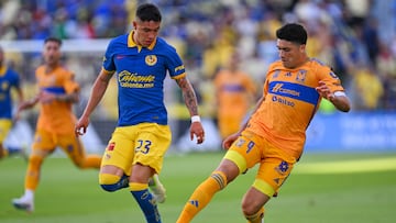 Two of the favourites to win the Apertura 2023 tournament meet on matchday 17, with Las Águilas having had the upper hand recently.
<br><br>
(I-D), Emilio Lara de America y Nicolas Ibanez de Tigres durante el partido America vs Tigres UANL, Amistoso de preparacion del Tour Aguila 2023 en el Estadio Q2, el 10 de Septiembre de 2023.-