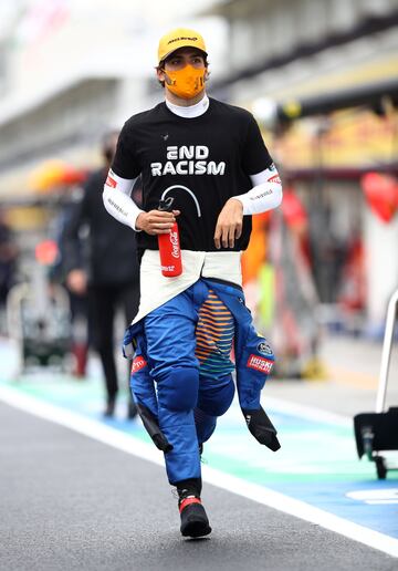 Carlos Sainz llegando a Hungaroring.