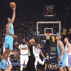 Los Warriors caen en casa en el último partido sin Steph Curry