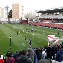 Las aficiones de Rayo y Alavés dan la espalda al fútbol los viernes