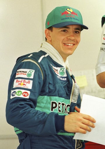 Participo en cuatro carreras de la temporada 1997 de F1 con un Sauber Red Bull. Probó suerte en el Dakar de 2011 y 2012 en sudaméricca y en ambas ocasiones se vio obligado a abandonar.