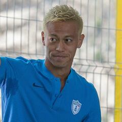 Keisuke Honda, busca exportar derechos de TV para Japón