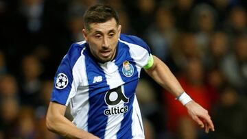 H&eacute;ctor Herrera con el Oporto. 