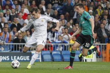 1-0. Cristiano Ronaldo anota el primer tanto con pase Gareth Bale.