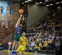 El Unicaja impone su autoridad sin sobresaltos en Szombathely