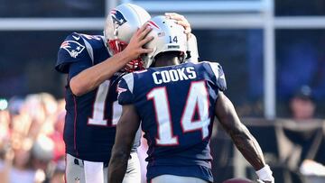 FOXBORO, MA - SEPTEMBER 24: Tom Brady #12 reacts with Brandin Cooks #14 of the New England Patriots after Brady threw the game winning touchdown pass to Cooks during the fourth quarter of a game against the Houston Texans at Gillette Stadium on September 24, 2017 in Foxboro, Massachusetts.   Billie Weiss/Getty Images/AFP
 == FOR NEWSPAPERS, INTERNET, TELCOS &amp; TELEVISION USE ONLY ==