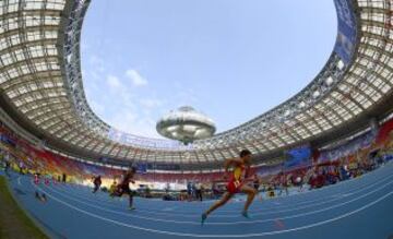 Luis Alberto Marco de España durante los 800 metros masculino en el Campeonato Mundial de la IAAF 2013 en el estadio Luzhniki de Moscú el 10 de agosto de 2013