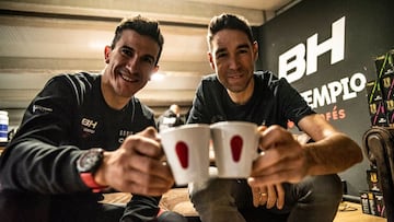 David Valero, junto a Coloma, tras firmar su contrato con el BH Templo Cafés.