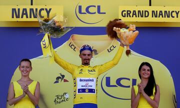 Julian Alaphilippe sigue lider de la general tras la cuarta etapa del Tour de Francia 2019. 