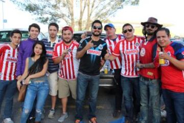 Fans en el Chivas vs América
