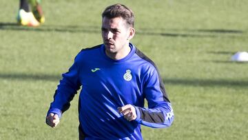 Victor Sánchez entrenando con el Espanyol.