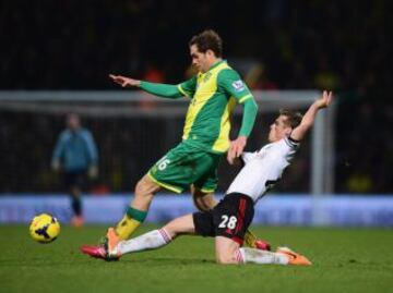 Norwich City v Fulham - Premier League