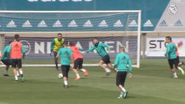 El Madrid prepara el Clásico e Isco ya toca balón