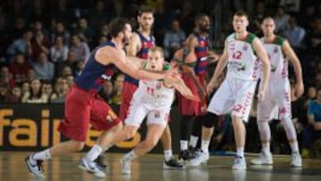 Pau Ribas defendido por Blazic.