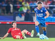 during the 6th round match between Cruz Azul and Toluca as part of the Liga BBVA MX, Torneo Apertura 2025 at Olimpico Universitario Stadium, on August 23, 2025 in Mexico City, Mexico.