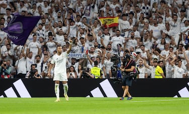 Ejecutó con tranquilidad a su derecha. No ajustó mucho el tiro pero engañó por completo a Rui Silva.