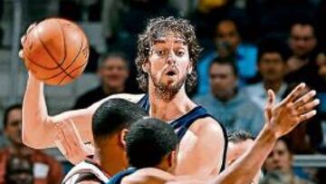 <b>CUMPLIDOR. </b>Aunque Memphis flojea, Gasol logra buenas cifras.