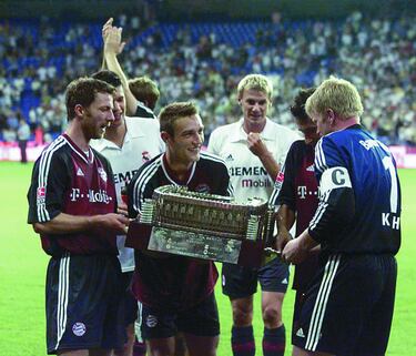 En las ediciones de 1984, 1986 y 2002 (éste último con motivo del Centenario del Real Madrid) se retomó el sistema inaugural en la que cuatro equipos, incluido el anfitrión, se disputaban el trofeo. 