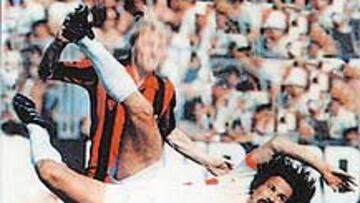 <b>FALLECIDO. </b>Nello Saltutti, en su etapa en la Fiorentina.