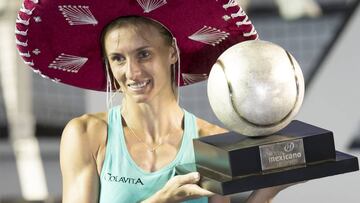 Lesia Tsurenko celebra su t&iacute;tulo en el Abierto Mexicano de Tenis 