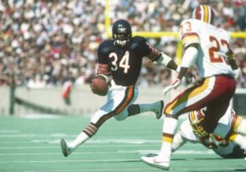 Running Back. Desarrolló toda su carrera en Chicago Bears entre 1975 y 1987. En el año de su retirada poseía el récord de yardas corridas (16.726) y el de más yardas recorridas en un sólo partido (275). Ganó la Super Bowl dse 1986 y entró en el Hall of Fa