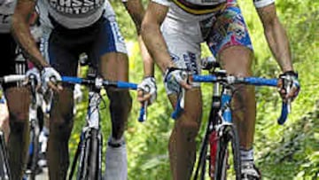 <B>AMSTEL 2000.</B> Hace dos años, Óscar Freire se metió en varios cortes.