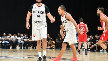 Josh Ibarra y Paul Stoll, jugadores de la Selección Mexicana de Basquetbol.