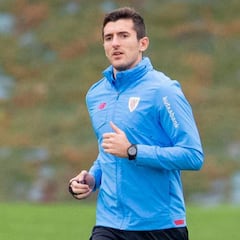 Nolaskoain sigue con el grupo y Vivian avanza