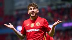 Atlas y Toluca empatan en partido delirante