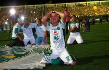 Homenaje del Pueblo Chapecoense en el estadio Arena Condá, este miércoles 30 de noviembre.