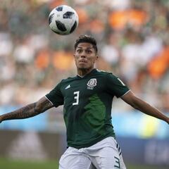 Tigres hace oficial llegada de Carlos Salcedo