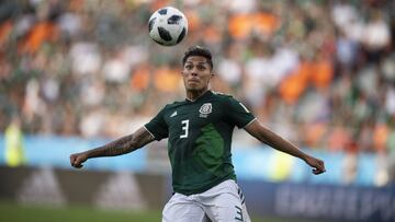 Tigres hace oficial llegada de Carlos Salcedo