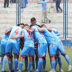 Deportivo Garcilaso se construye