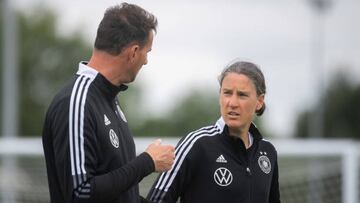 Birgit Prinz durante un entrenamiento en Inglaterra.