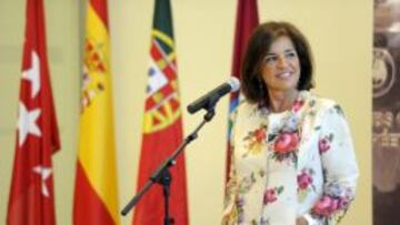 Ana Botella estará el sábado en el palco del Camp Nou