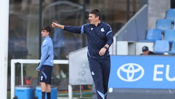 Segundo entrenamiento de Ion Ansotegi , como entrenador interino del primer equipo de la Real Sociedad.