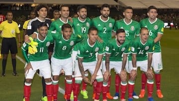 El delantero del Bayer Leverkusen empató la marca de Borgetti, mientras que Carlos Vela fue de los más brillantes en el ataque del tricolor.