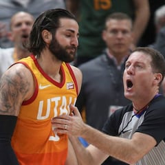 Butler regresa a Twitter: celebra el empujón de Teague a Ricky