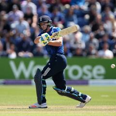 Root and Buttler set up England win over Sri Lanka