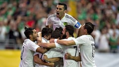 Mexico beat Uruguay in opening match after anthem confusion