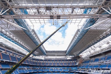 Las obras de remodelaci¨®n del estadio del Real Madrid siguen a buen ritmo y encaran la recta final para su estreno la pr¨®xima temporada.