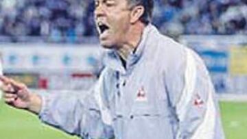 <b>EXIGENTE. </b>Ferrando no quiere más derrotas como la de Almería.