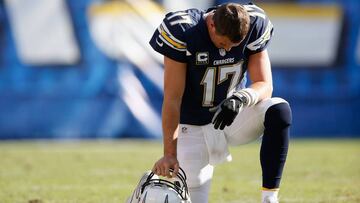 El quarterback de 38 años pasó sus 16 campañas como profesional de los emparrillados entre San Diego y Los Angeles; ahora será agente libre.
