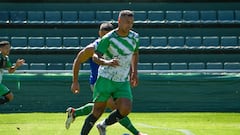 “Me fui como queriendo escapar de Chile; pocas veces lo he hablado”