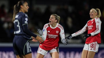 Russo celebra el gol del empate del Arsenal ante el Real Madrid en la Champions.